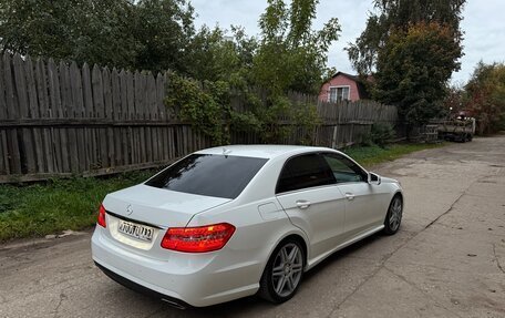 Mercedes-Benz E-Класс, 2013 год, 1 355 000 рублей, 5 фотография