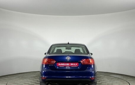 Volkswagen Jetta VI, 2013 год, 990 000 рублей, 7 фотография