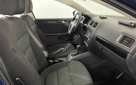 Volkswagen Jetta VI, 2013 год, 990 000 рублей, 12 фотография