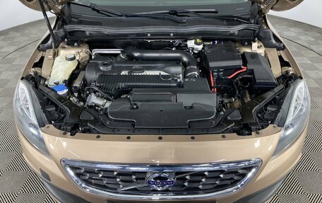 Volvo V40 Cross Country I, 2013 год, 1 590 000 рублей, 4 фотография
