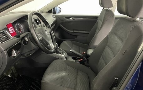 Volkswagen Jetta VI, 2013 год, 990 000 рублей, 11 фотография