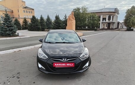 Hyundai i40 I рестайлинг, 2013 год, 1 030 000 рублей, 3 фотография