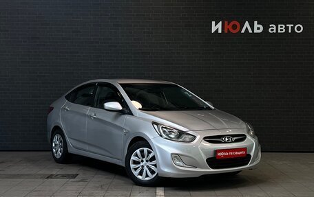 Hyundai Solaris II рестайлинг, 2012 год, 899 000 рублей, 3 фотография