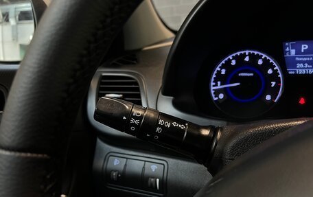 Hyundai Solaris II рестайлинг, 2012 год, 899 000 рублей, 21 фотография