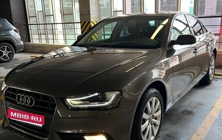 Audi A4, 2015 год, 2 200 000 рублей, 9 фотография