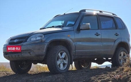 Chevrolet Niva I рестайлинг, 2010 год, 650 000 рублей, 11 фотография