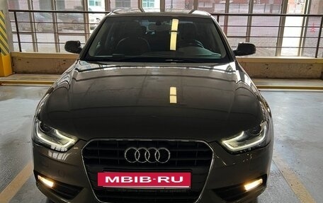 Audi A4, 2015 год, 2 200 000 рублей, 10 фотография