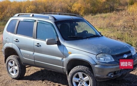 Chevrolet Niva I рестайлинг, 2010 год, 650 000 рублей, 10 фотография