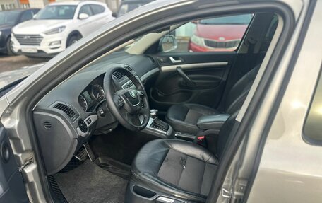 Skoda Octavia, 2012 год, 960 000 рублей, 10 фотография