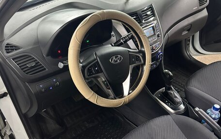 Hyundai Solaris II рестайлинг, 2015 год, 800 000 рублей, 6 фотография