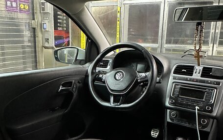 Volkswagen Polo VI (EU Market), 2017 год, 730 000 рублей, 6 фотография