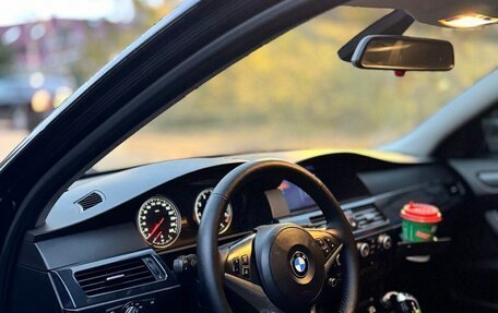 BMW 5 серия, 2009 год, 1 030 000 рублей, 8 фотография