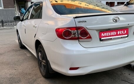 Toyota Corolla, 2011 год, 880 000 рублей, 6 фотография