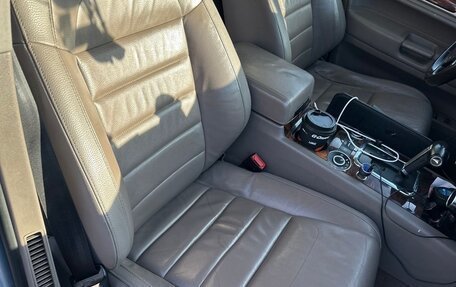 Volkswagen Touareg III, 2008 год, 900 000 рублей, 11 фотография