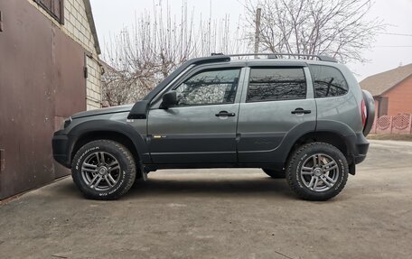 Chevrolet Niva I рестайлинг, 2016 год, 725 000 рублей, 2 фотография