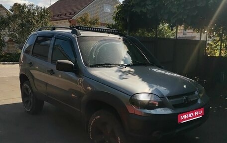 Chevrolet Niva I рестайлинг, 2016 год, 725 000 рублей, 7 фотография
