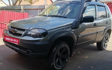 Chevrolet Niva I рестайлинг, 2016 год, 725 000 рублей, 6 фотография