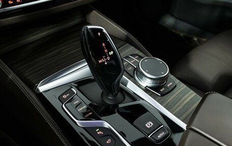 BMW 5 серия, 2019 год, 3 990 000 рублей, 20 фотография
