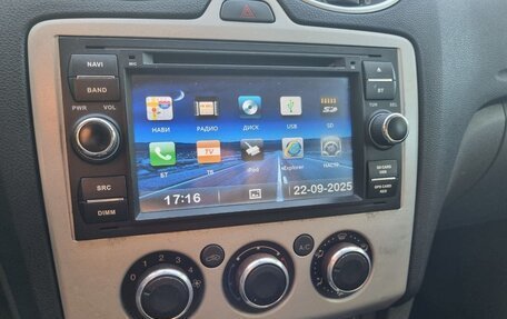 Ford Focus II рестайлинг, 2006 год, 420 000 рублей, 11 фотография