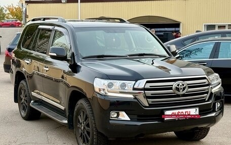 Toyota Land Cruiser 200, 2015 год, 5 000 000 рублей, 2 фотография