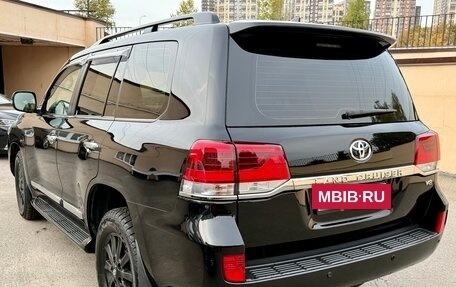 Toyota Land Cruiser 200, 2015 год, 5 000 000 рублей, 7 фотография