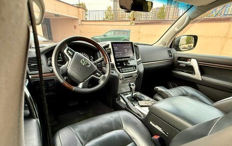 Toyota Land Cruiser 200, 2015 год, 5 000 000 рублей, 19 фотография