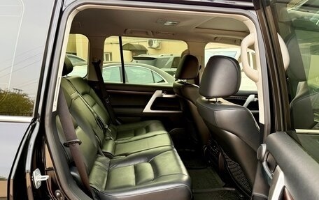 Toyota Land Cruiser 200, 2015 год, 5 000 000 рублей, 12 фотография