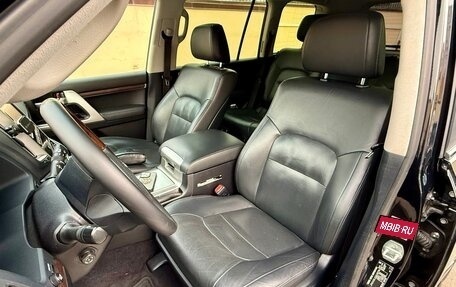 Toyota Land Cruiser 200, 2015 год, 5 000 000 рублей, 21 фотография
