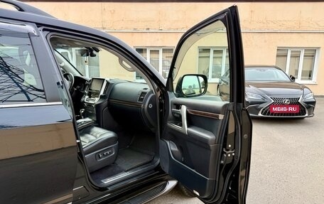 Toyota Land Cruiser 200, 2015 год, 5 000 000 рублей, 14 фотография