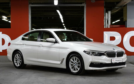 BMW 5 серия, 2019 год, 2 998 000 рублей, 3 фотография