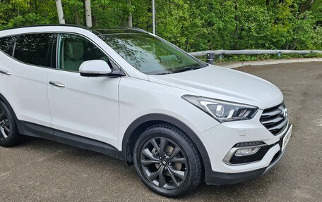 Hyundai Santa Fe III рестайлинг, 2018 год, 2 680 000 рублей, 13 фотография