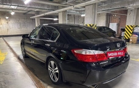 Honda Accord IX рестайлинг, 2013 год, 1 450 000 рублей, 4 фотография