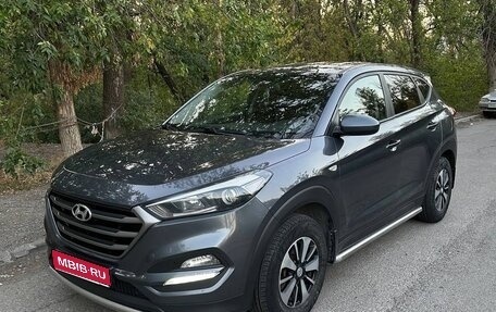 Hyundai Tucson III, 2015 год, 1 750 000 рублей, 1 фотография