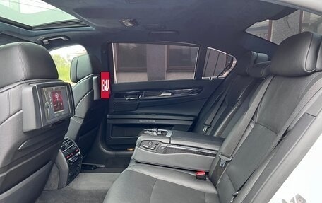 BMW 7 серия, 2011 год, 2 500 000 рублей, 14 фотография