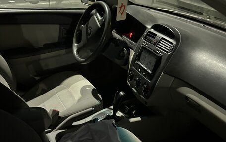 KIA Cerato I, 2004 год, 250 000 рублей, 6 фотография