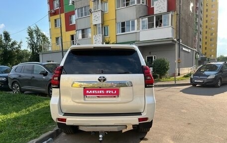 Toyota Land Cruiser Prado 150 рестайлинг 2, 2020 год, 5 500 000 рублей, 4 фотография