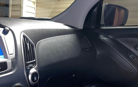 Hyundai ix35 I рестайлинг, 2013 год, 1 650 000 рублей, 22 фотография
