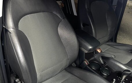 Hyundai ix35 I рестайлинг, 2013 год, 1 650 000 рублей, 35 фотография