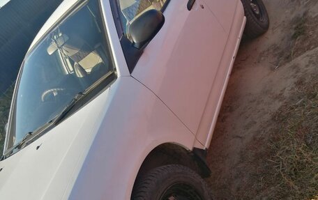 Nissan AD II, 2002 год, 390 000 рублей, 4 фотография