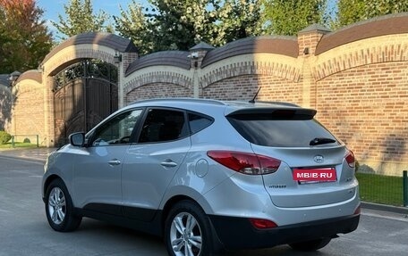 Hyundai ix35 I рестайлинг, 2012 год, 1 150 000 рублей, 6 фотография