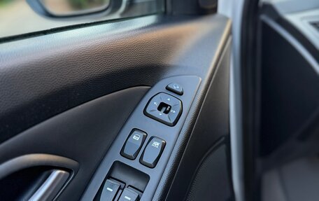 Hyundai ix35 I рестайлинг, 2012 год, 1 150 000 рублей, 36 фотография