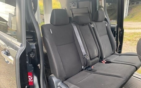 Toyota Esquire I, 2015 год, 1 450 000 рублей, 11 фотография