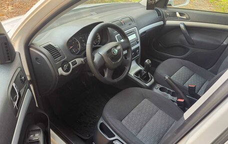 Skoda Octavia, 2011 год, 830 000 рублей, 9 фотография