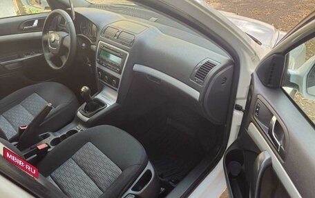 Skoda Octavia, 2011 год, 830 000 рублей, 11 фотография