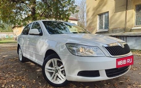 Skoda Octavia, 2011 год, 830 000 рублей, 2 фотография
