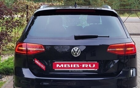 Volkswagen Passat B8 рестайлинг, 2018 год, 2 330 000 рублей, 6 фотография