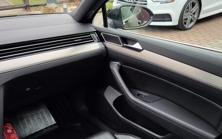 Volkswagen Passat B8 рестайлинг, 2018 год, 2 330 000 рублей, 22 фотография