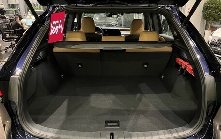 Lexus RX IV рестайлинг, 2025 год, 8 000 000 рублей, 14 фотография