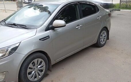 KIA Rio III рестайлинг, 2011 год, 825 000 рублей, 2 фотография