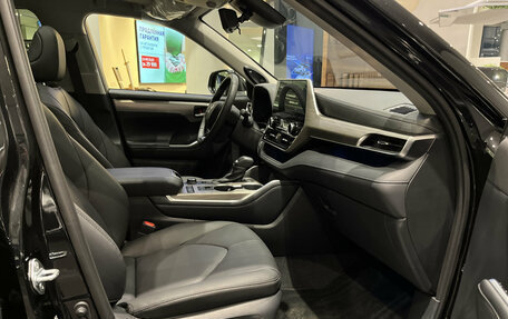 Toyota Highlander, 2025 год, 5 900 000 рублей, 13 фотография